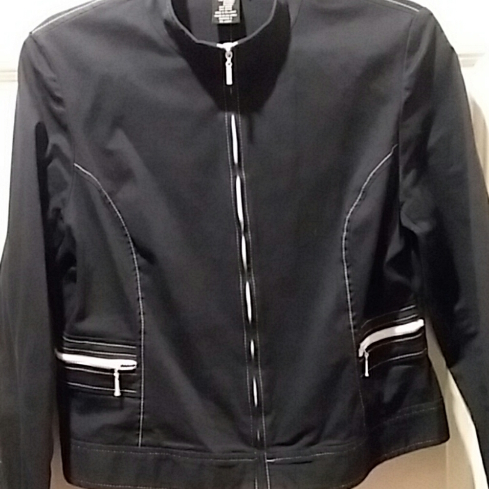 Jacket - Picture 2 of 5